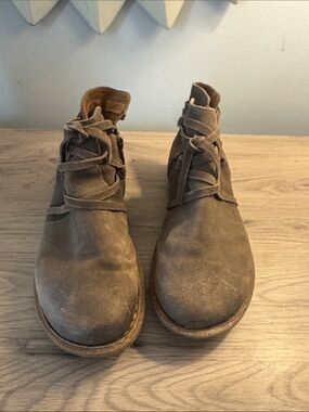 Born Chukka Suede Boots in Taupe Brown